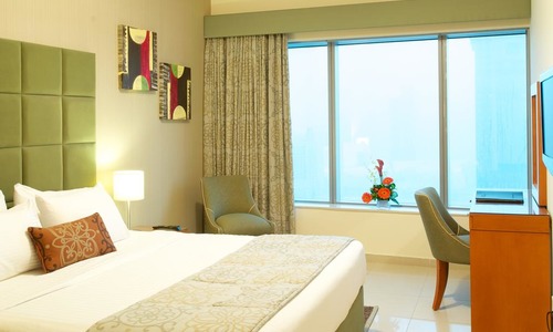 Отель Chelsea Tower Suites & Apartments
